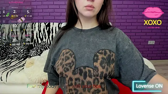 GlowMimi online show from 02/05/26, 10:03