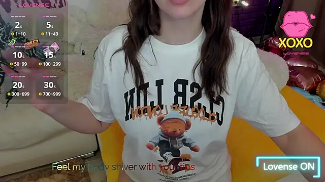 GlowMimi online show from 05/25/26, 03:51