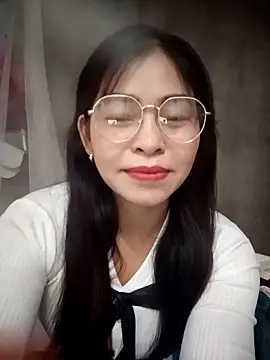 Bamboo-niee123 online show from 12/17/25, 02:23