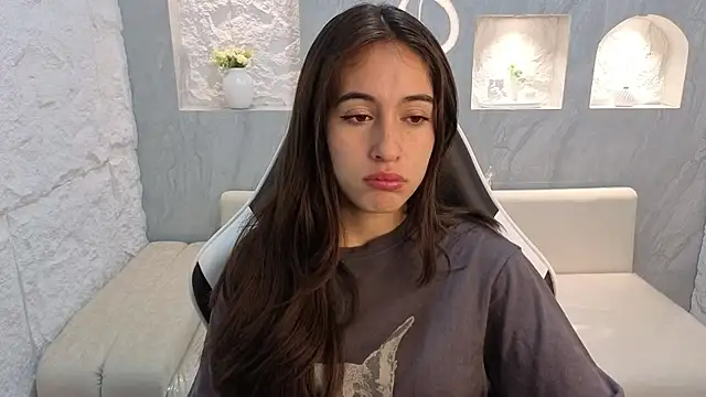 Nikka Tx online show from 11/19/25, 03:06