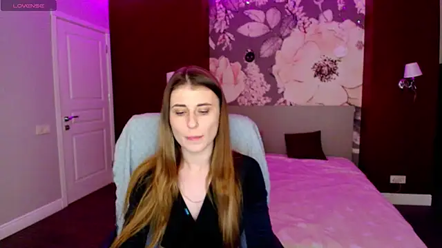 Snapshot of DemmyRose chatting on 04/19/26, 09:28 DemmyRose online show from 04/19/26, 09:28