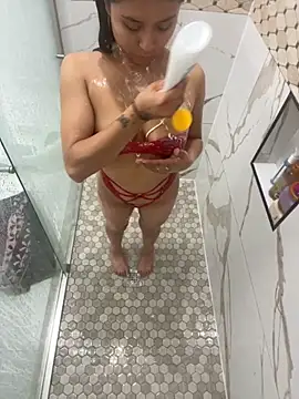 Snapshot of sluttyAlly21_ chatting on 11/21/25, 06:23 sluttyAlly21 online show from 11/21/25, 06:23