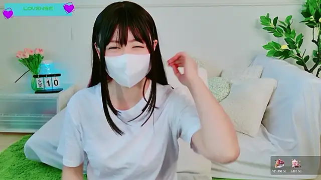 Snapshot of KIRINO_xx_ chatting on 11/10/25, 02:21 KIRINO xx online show from 11/10/25, 02:21