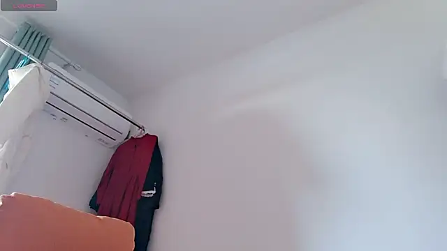 Yan61 online show from 12/14/25, 02:17