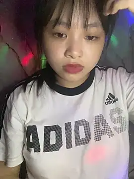 Snapshot of Tina-Marie chatting on 10/30/25, 03:57 Tina-Marie online show from 10/30/25, 03:57