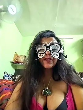 LOVE  RANI online show from 11/26/25, 07:53