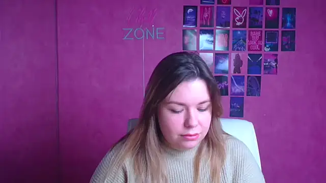 Snapshot of SusannaNight chatting on 11/26/25, 06:14 SusannaNight online show from 11/26/25, 06:14