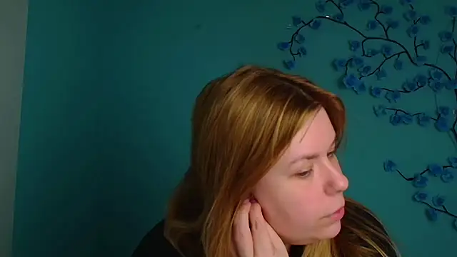 Snapshot of SusannaNight chatting on 04/24/26, 05:21 SusannaNight online show from 04/24/26, 05:21