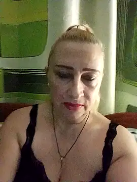 Esenia505 online show from 12/17/25, 03:23