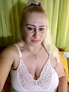 Esenia505 online show from 02/03/26, 04:43