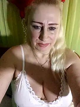 Esenia505 online show from 02/16/26, 04:14