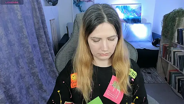 Snapshot of AleksaLaurent chatting on 11/20/25, 05:51 AleksaLaurent online show from 11/20/25, 05:51