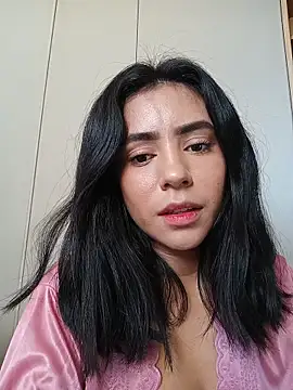 Sara-215 online show from 05/20/26, 12:44