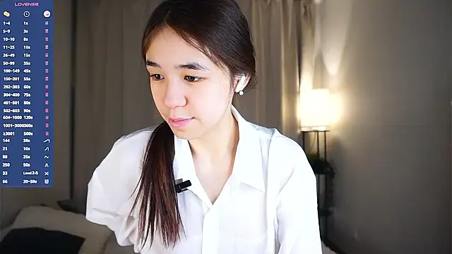 Snapshot of KiraAbling chatting on 01/18/26, 05:55 KiraAbling online show from 01/18/26, 05:55