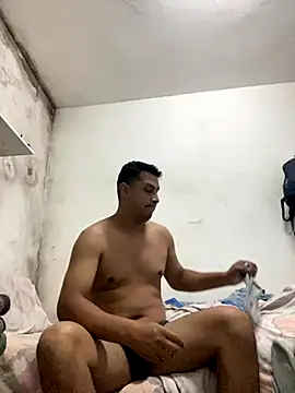 Snapshot of quebuenapppajaa22 chatting on 11/10/25, 10:03 quebuenapppajaa22 online show from 11/10/25, 10:03