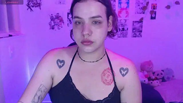 Snapshot of reiko_doll chatting on 11/11/25, 10:54 reiko doll online show from 11/11/25, 10:54