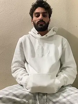 Snapshot of Tipsiz22 chatting on 10/29/25, 12:46 Tipsiz22 online show from 10/29/25, 12:46