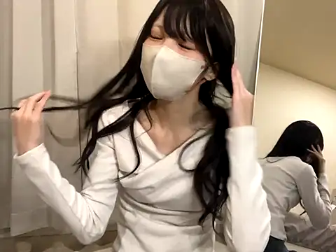 eroeroMiYUeroeo online show from 11/04/25, 09:08