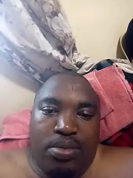 Snapshot of Amolisious chatting on 12/15/25, 04:33 Amolisious online show from 12/15/25, 04:33