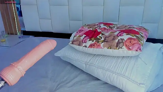 Snapshot of alana__ramos chatting on 03/22/26, 11:24 alana ramos online show from 03/22/26, 11:24