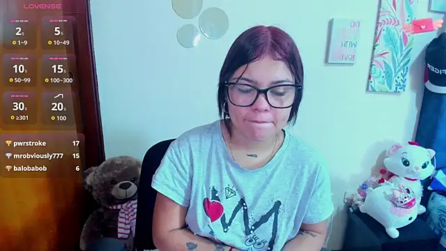 Snapshot of Emma_boo chatting on 11/01/25, 03:36 Emma boo online show from 11/01/25, 03:36