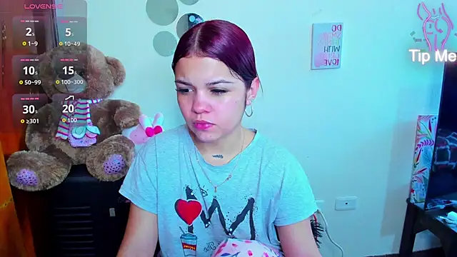 Emma boo online show from 04/01/26, 03:20