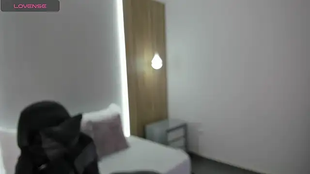 danne bratz  online show from 11/12/25, 07:24