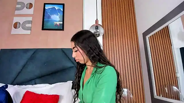 Ivy Spicy online show from 03/18/26, 07:50