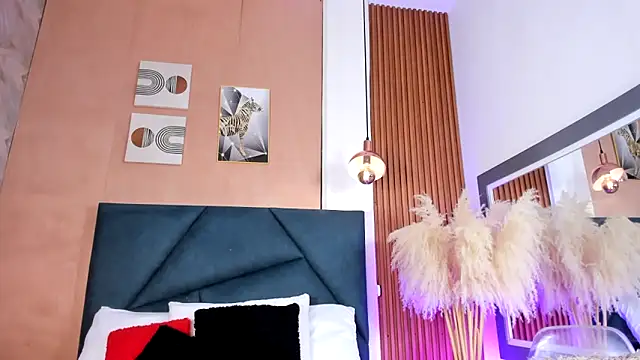 Ivy Spicy online show from 04/07/26, 08:09