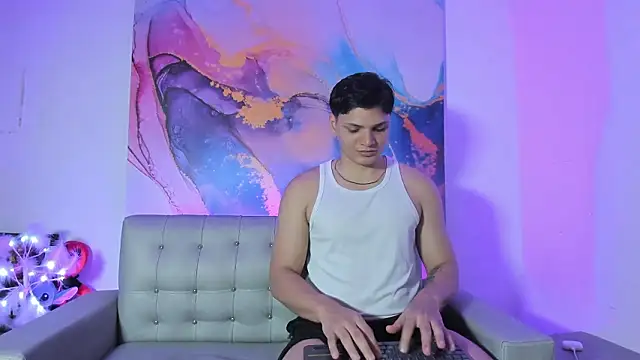 pinksmile 1 online show from 01/14/26, 03:56