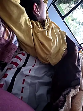 Roomhot404f online show from 04/19/26, 11:07