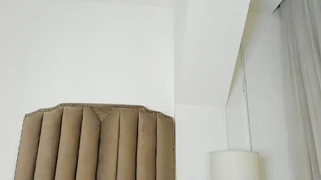 roxana scott1 online show from 02/19/26, 03:46