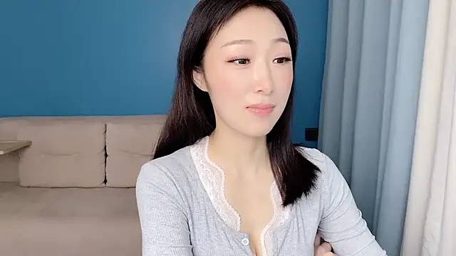 ella55-- online show from 04/14/26, 01:11