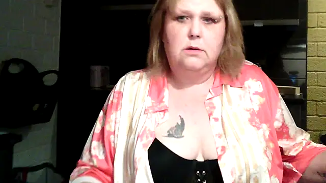 Sylviastar46 online show from 03/06/26, 08:16