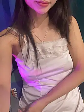 trinhvutrinh online show from 04/08/26, 01:05