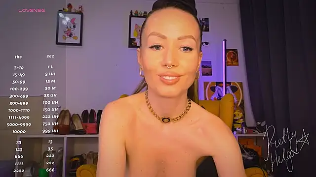 Snapshot of goddes_helga_feet chatting on 11/08/25, 10:37 goddes helga feet online show from 11/08/25, 10:37