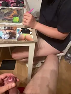 Teeny-Slut18 online show from 06/24/26, 11:26