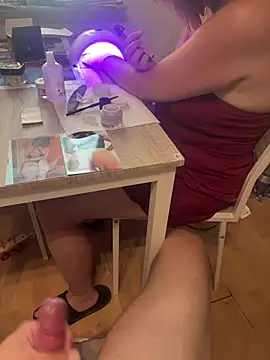 Teeny-Slut18 online show from 08/05/26, 09:23