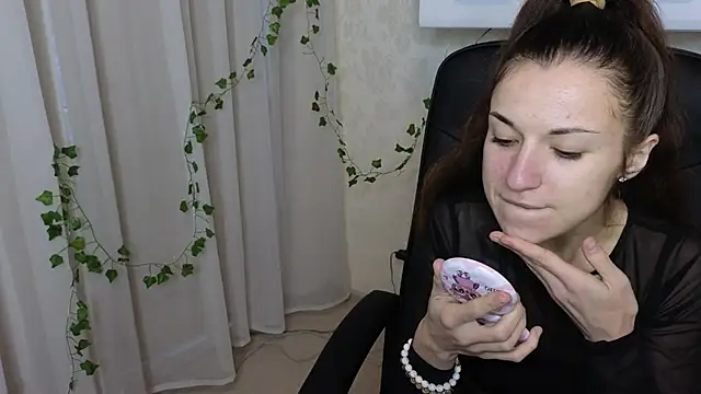 Ulyanix online show from 02/20/26, 05:04