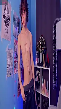 Snapshot of LeoBensyten chatting on 12/04/25, 01:53 LeoBensyten online show from 12/04/25, 01:53