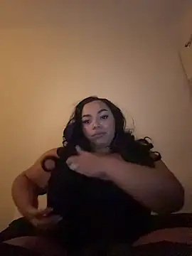 Snapshot of kennedylorel chatting on 11/15/25, 12:19 kennedylorel online show from 11/15/25, 12:19