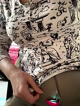 aniani11 online show from 12/18/25, 06:52