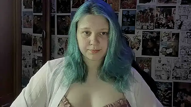 Snapshot of FoxPlayXX chatting on 06/05/26, 09:42 FoxPlayXX online show from 06/05/26, 09:42