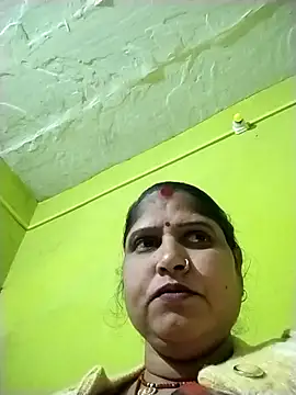 Snapshot of Sumona_dhari chatting on 11/28/25, 04:53 Sumona dhari online show from 11/28/25, 04:53