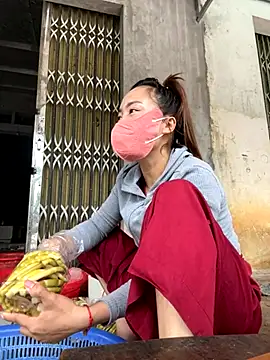 Snapshot of gino-sex chatting on 11/10/25, 06:23 gino-sex online show from 11/10/25, 06:23