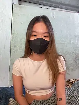 Snapshot of BUNNY050465 chatting on 11/14/25, 03:11 BUNNY050465 online show from 11/14/25, 03:11