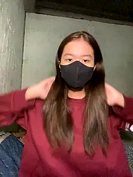 Snapshot of BUNNY050465 chatting on 11/26/25, 04:30 BUNNY050465 online show from 11/26/25, 04:30