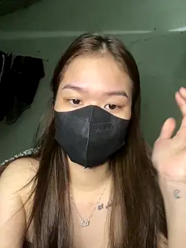 Snapshot of BUNNY050465 chatting on 12/22/25, 04:48 BUNNY050465 online show from 12/22/25, 04:48