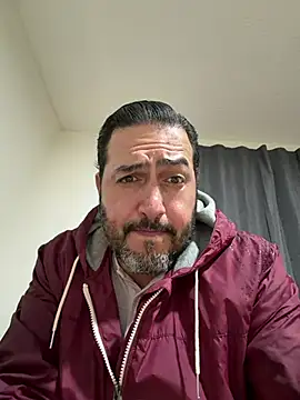 Snapshot of ezrah23 chatting on 02/16/26, 10:06 ezrah23 online show from 02/16/26, 10:06