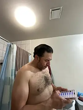 Snapshot of ezrah23 chatting on 02/23/26, 12:19 ezrah23 online show from 02/23/26, 12:19